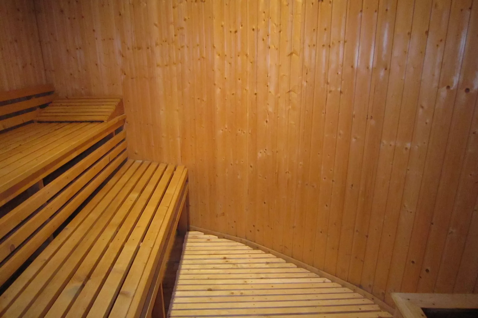 Turm zur Pfaffenley-Facilities