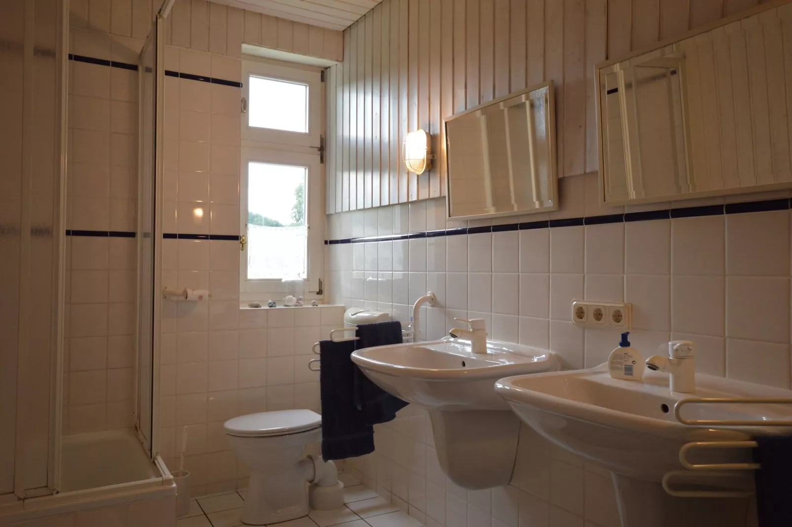 Ferienhaus Waldblick-Bathroom