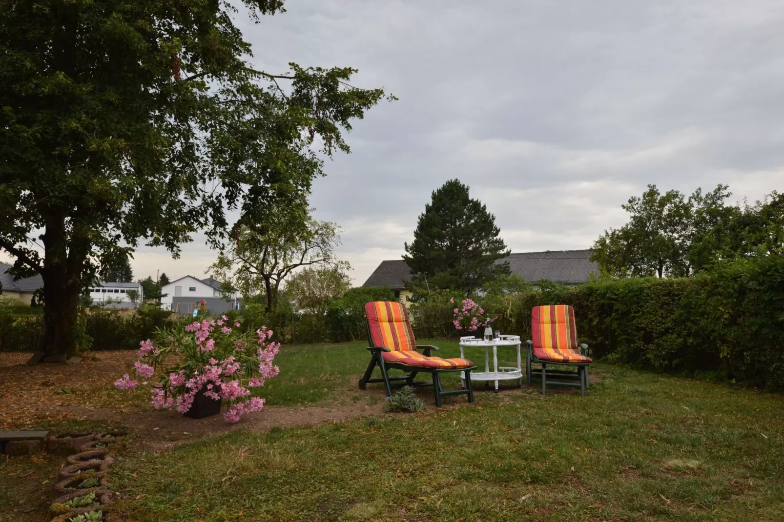 Ferienhaus Rühlen-Jardin d'été