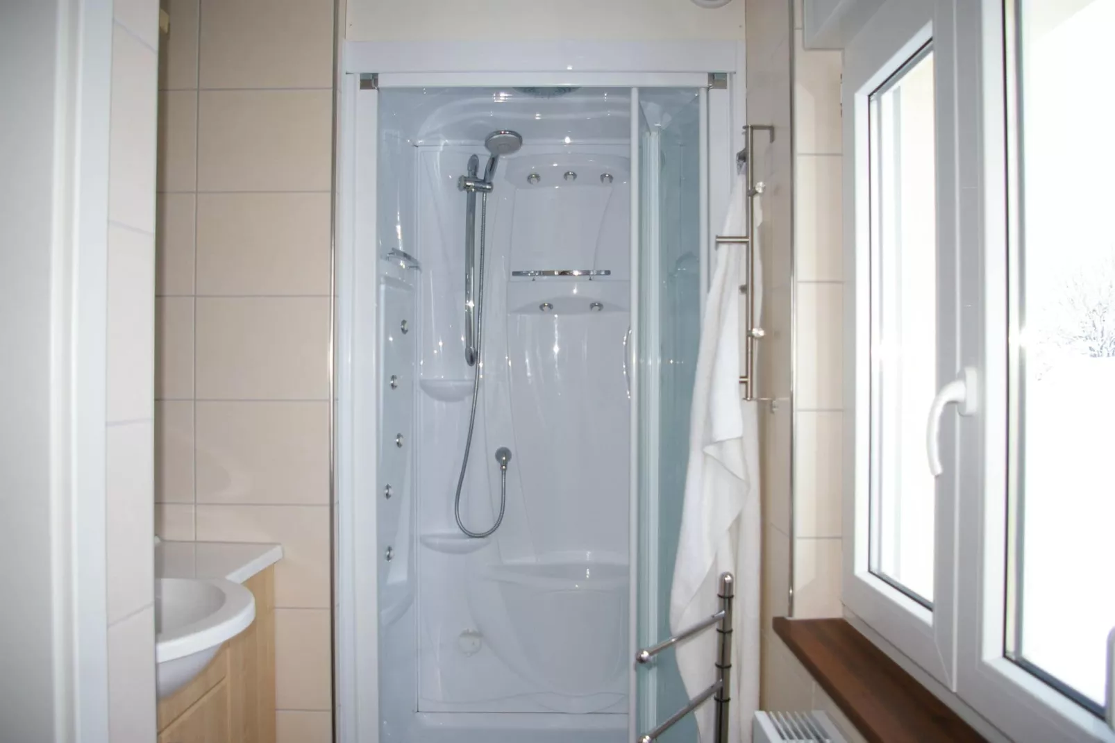 De Smaragd-Bathroom