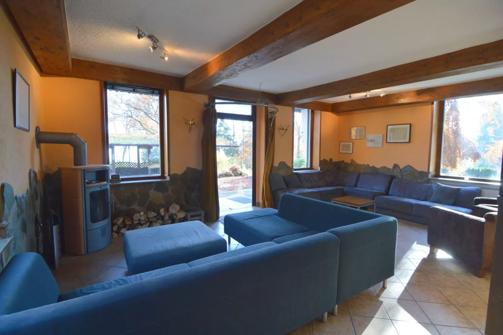 Schöne Aussicht-Living room