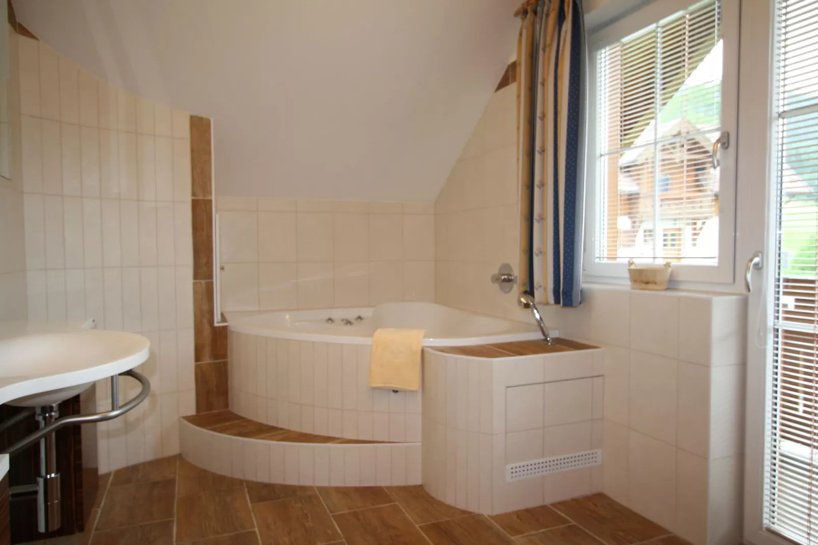Astrid-Bathroom