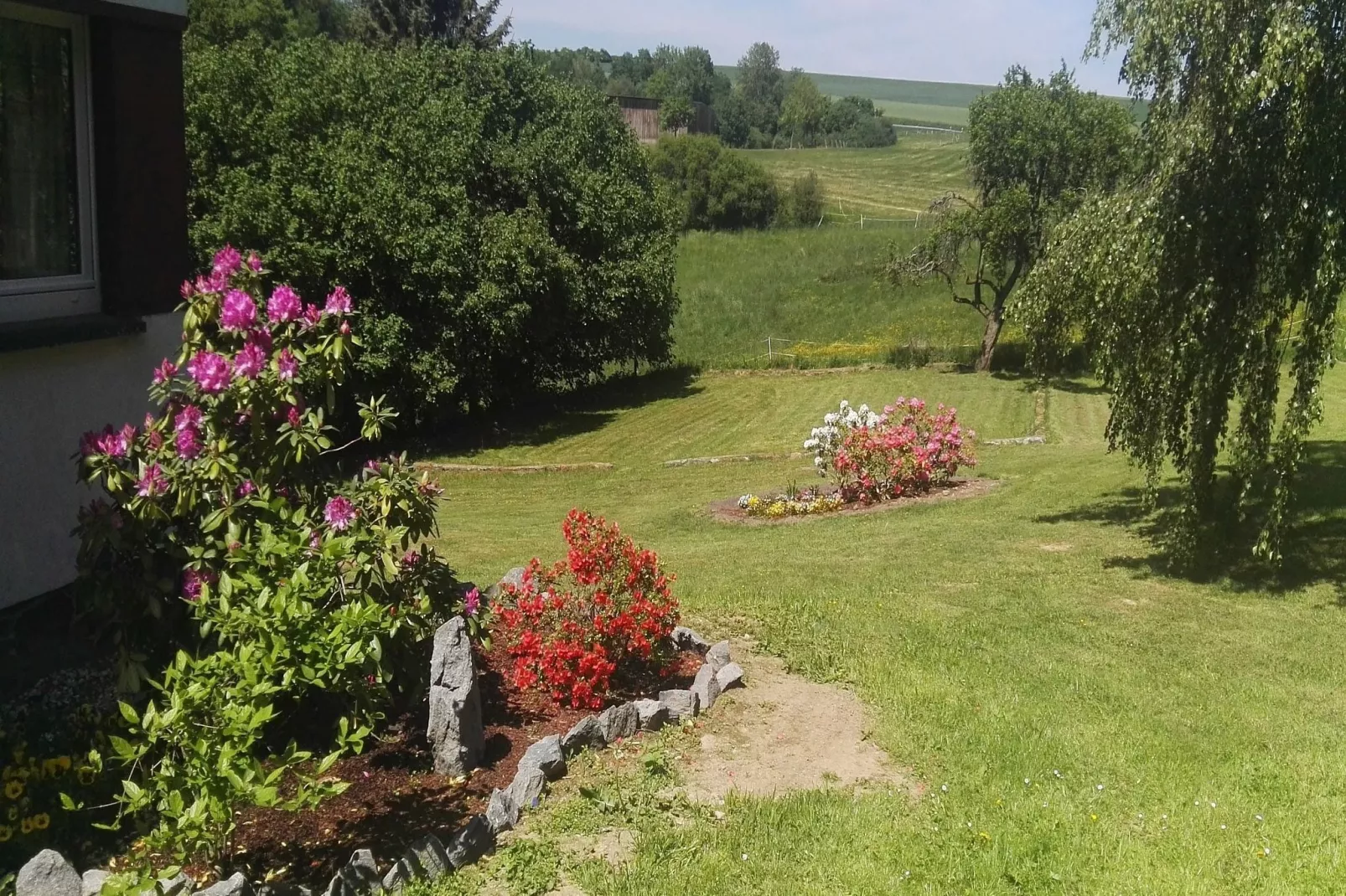 Altes Forsthaus-Gardens summer