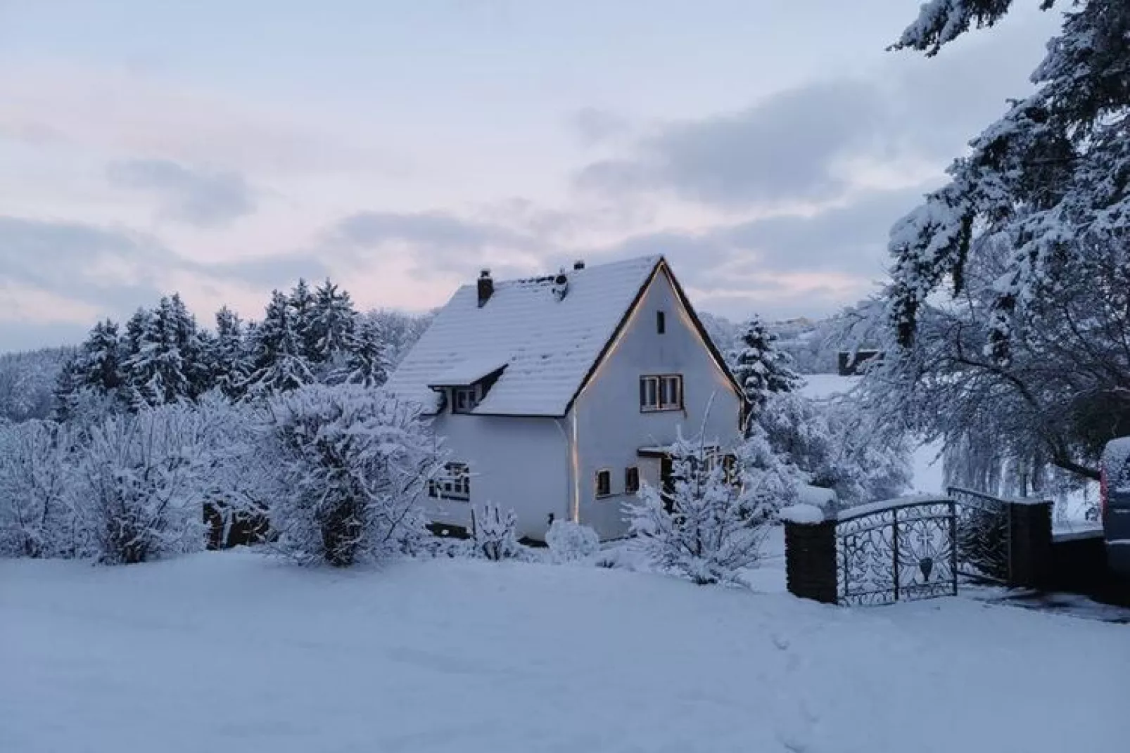Altes Forsthaus-View winter