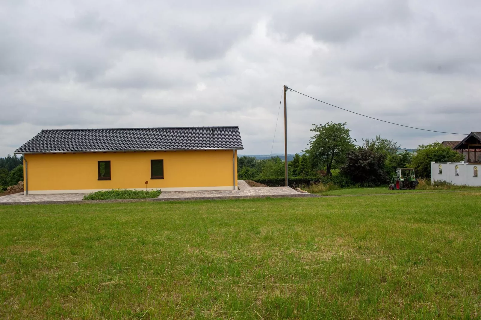 FEWO Eifelruhe-Exterior summer