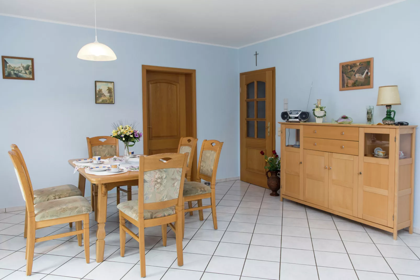 Im Elzbachtal EG-Dining room