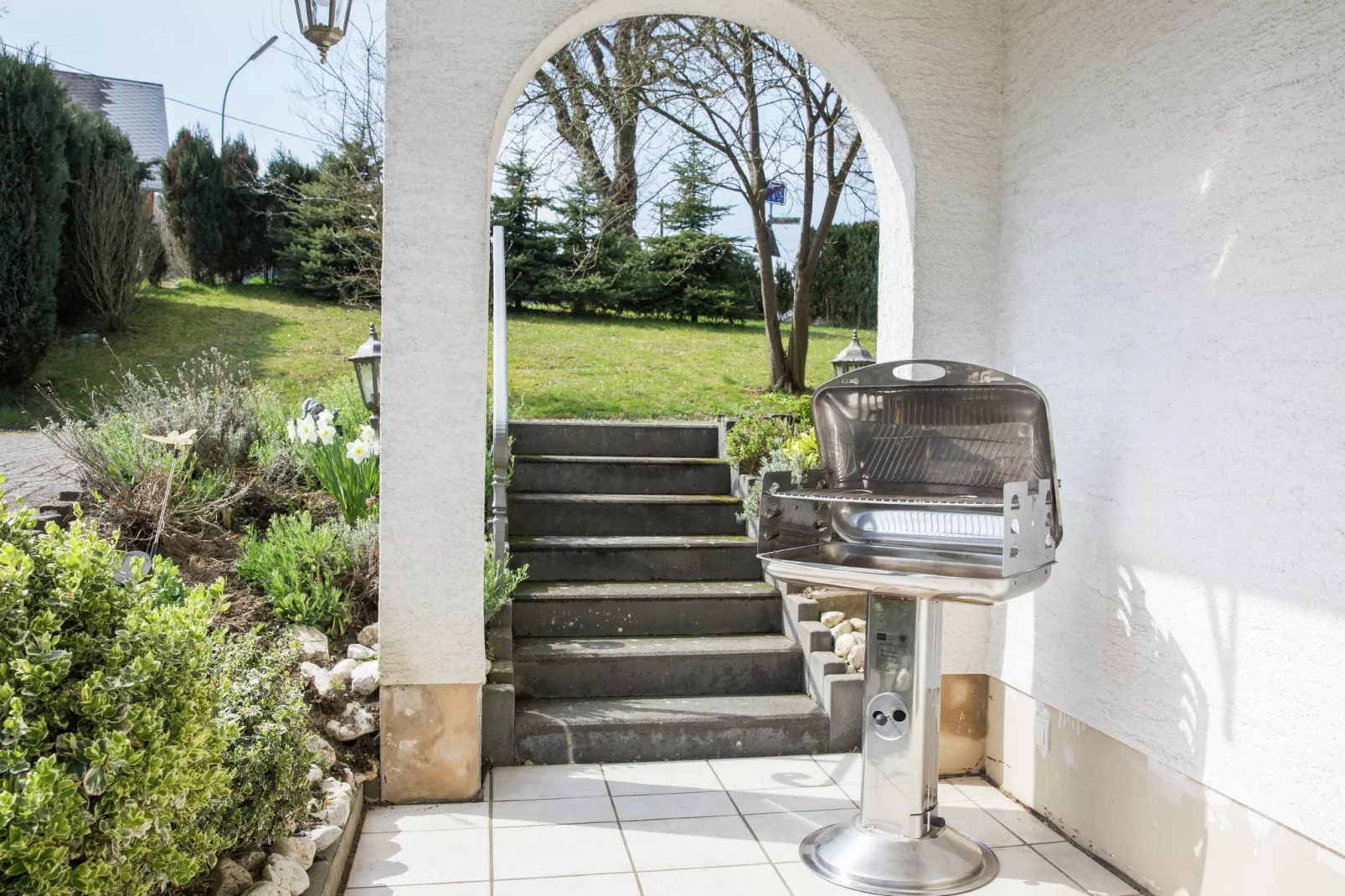 Im Elzbachtal EG-Facilities