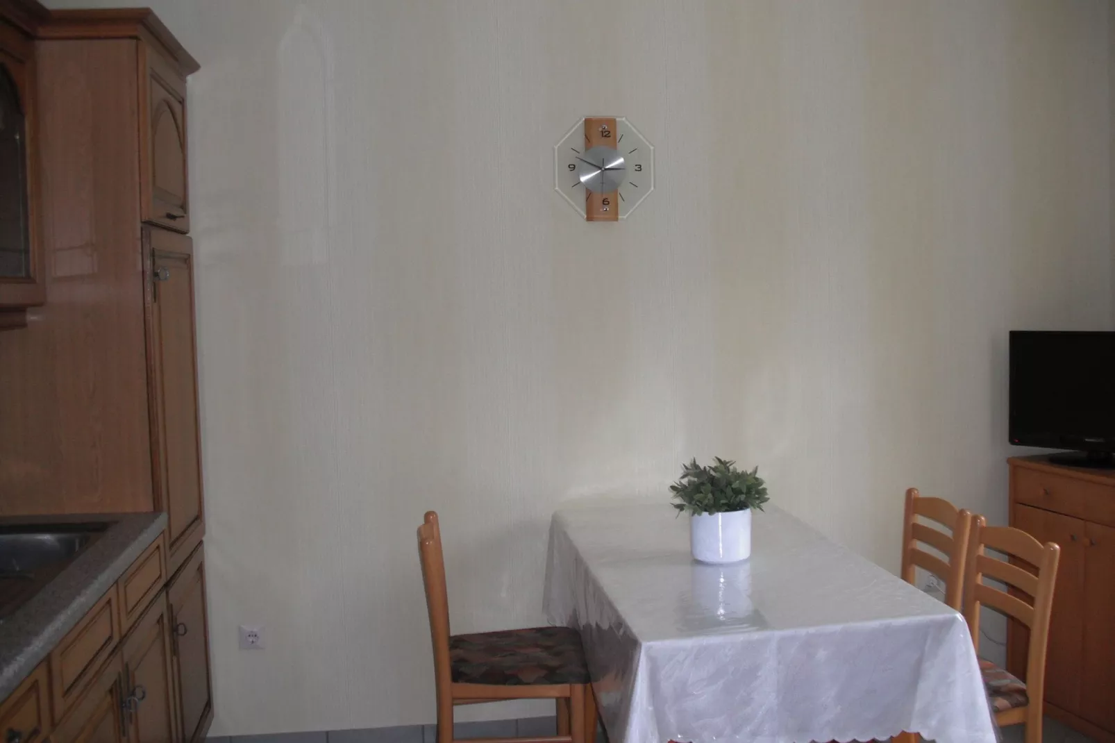 Mohr-Dining room