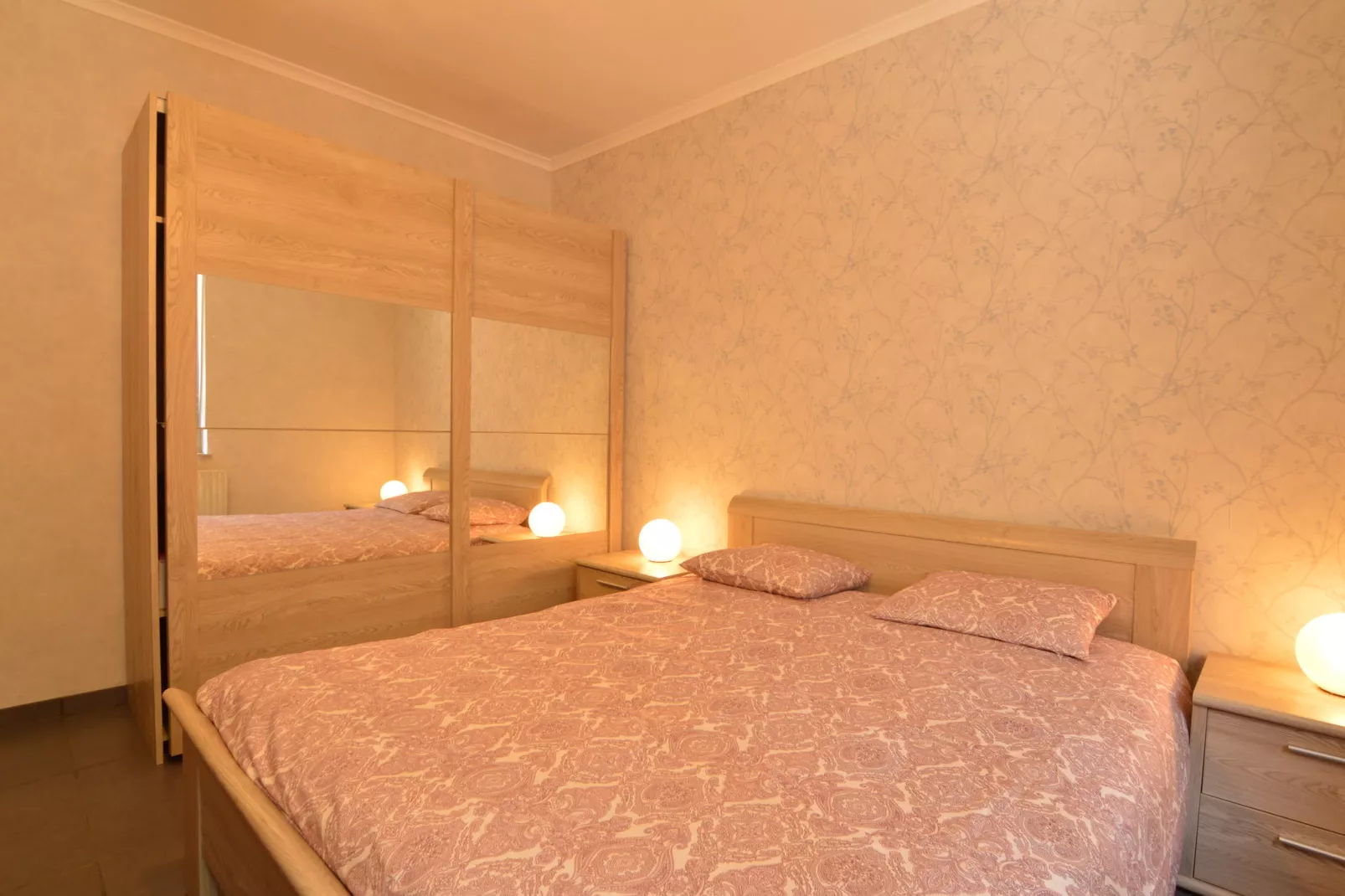 Der Große Schwarze Katz-Bedroom