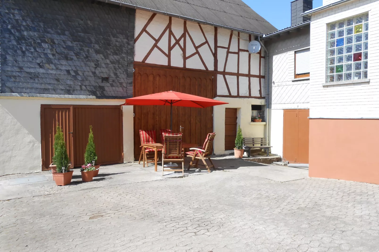 Ferienhaus Paula-Außenbereich Sommer
