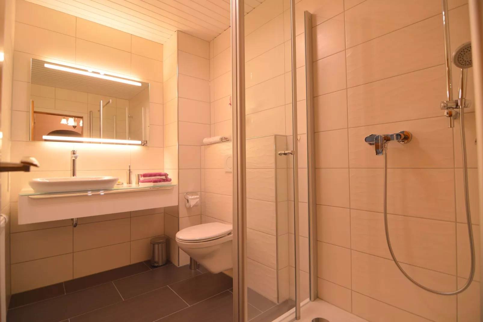 Ferienhaus Paula-Badezimmer