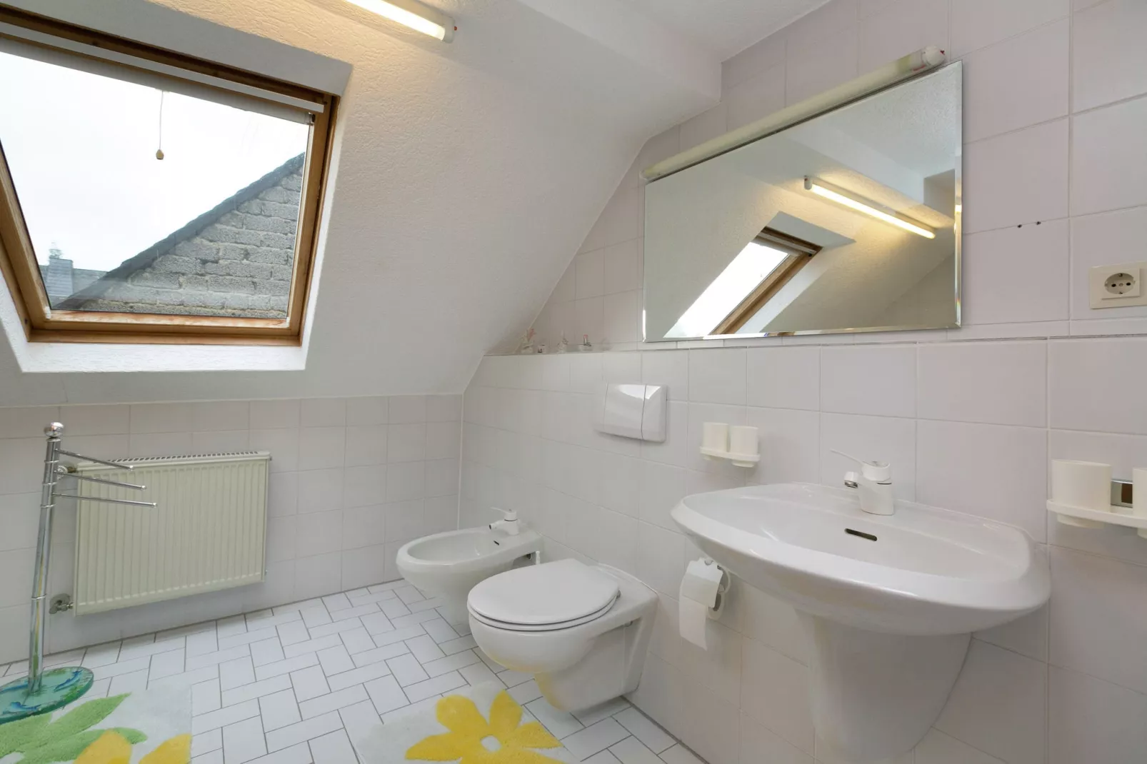 Tudor Lodge-Bathroom