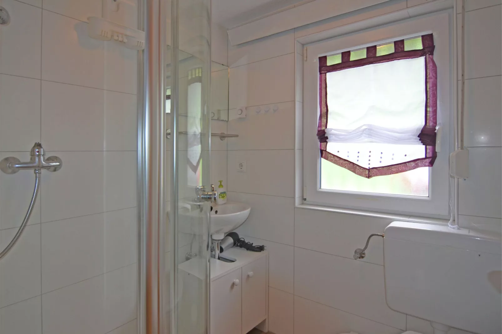 Waldhäuschen-Bathroom