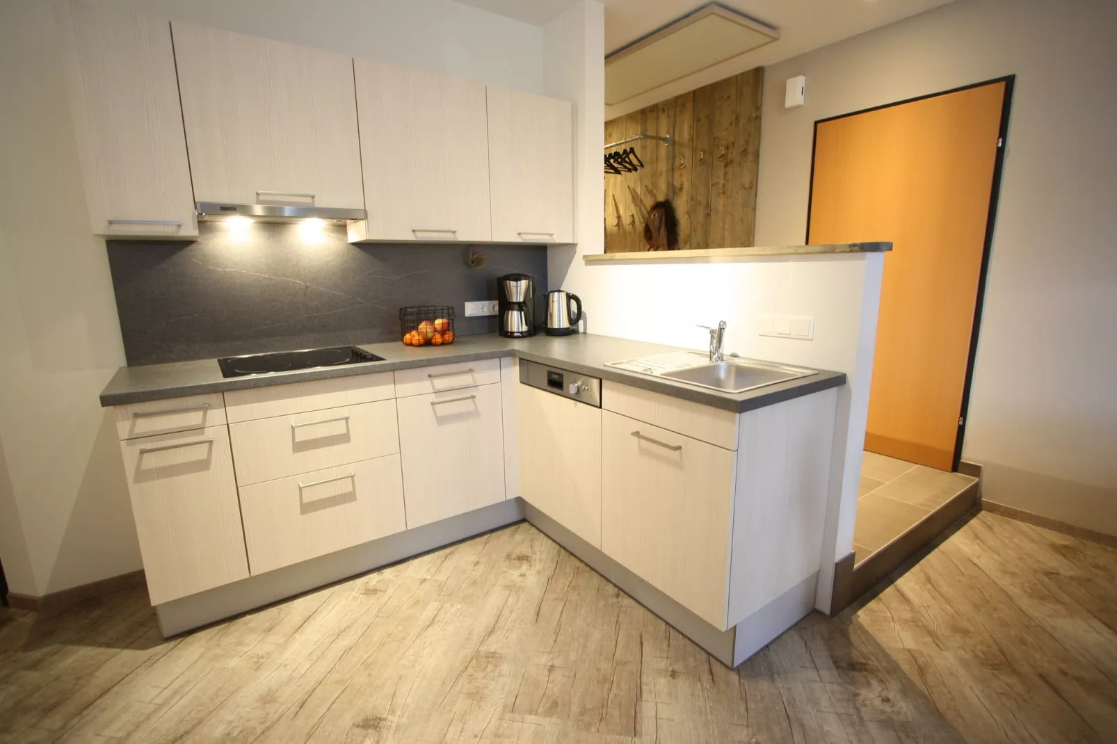 Apartment Aineckblick 14-Kitchen