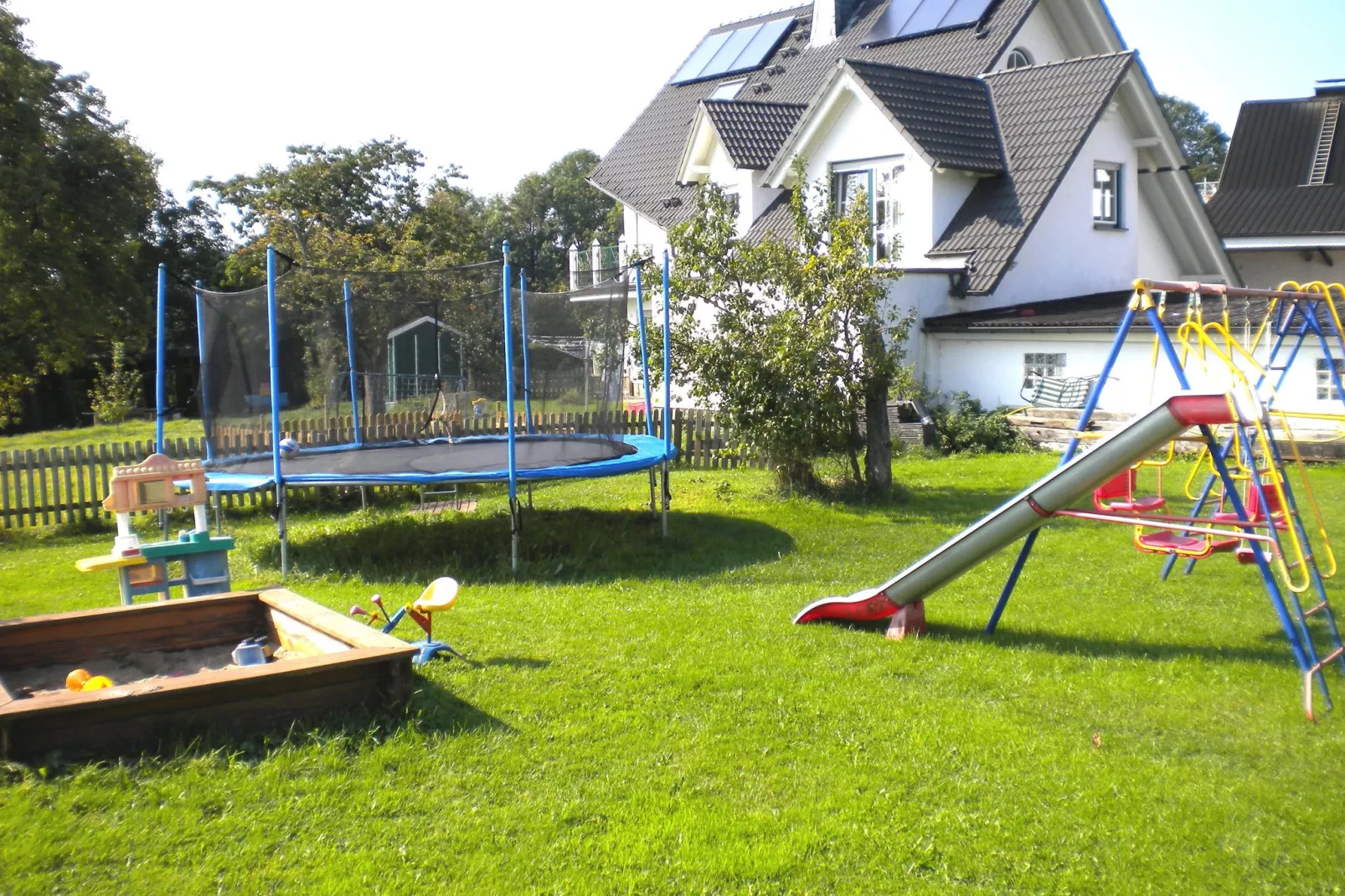 Ferienwohnung Silbecke-Garten Sommer