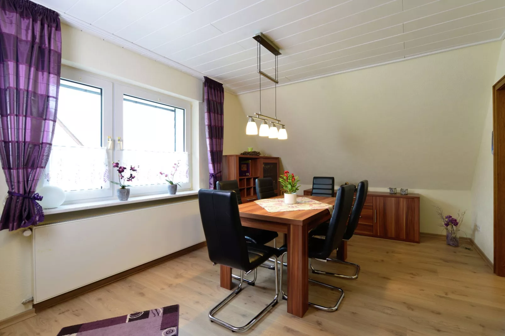 Haus Helga-Dining room