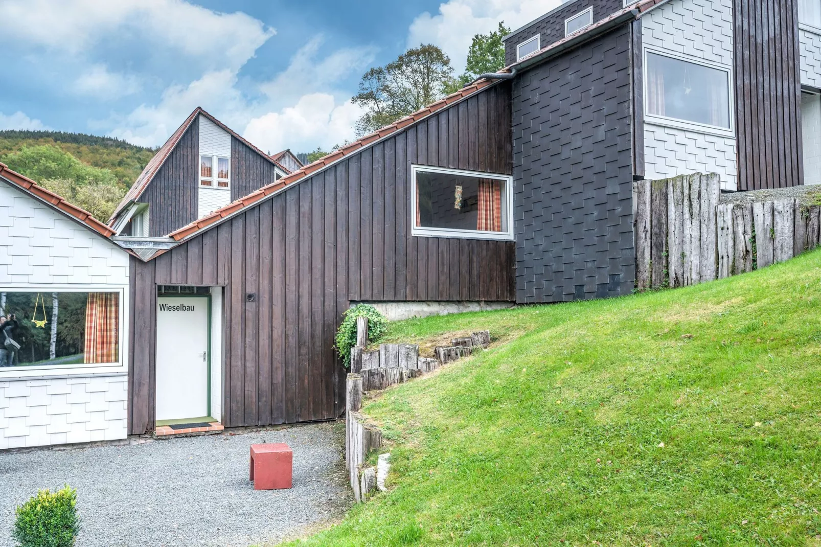Wieselbau-Exterior summer