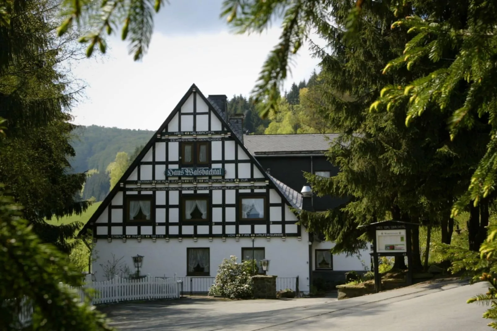 Landhaus Winterberg-Außenbereich Sommer