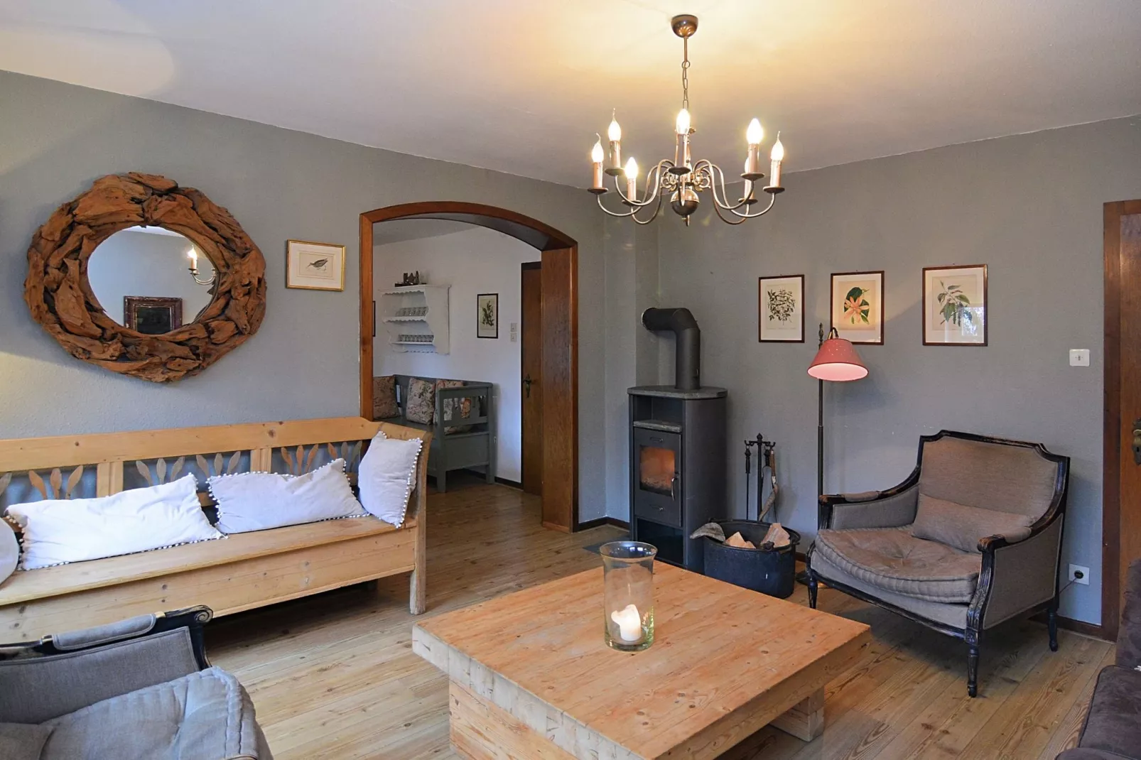 Idyllic holiday home near the ski area-Living room