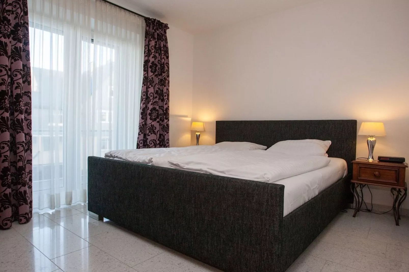 Im Hohlen Seifen 10-H-Bedroom