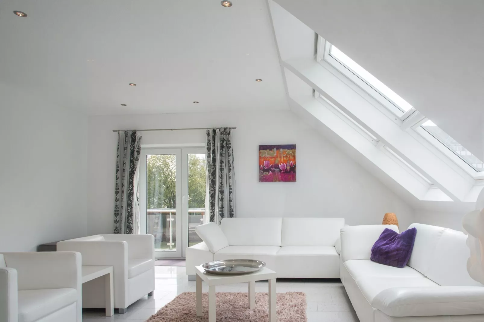 Im Hohlen Seifen 10-L-Living room