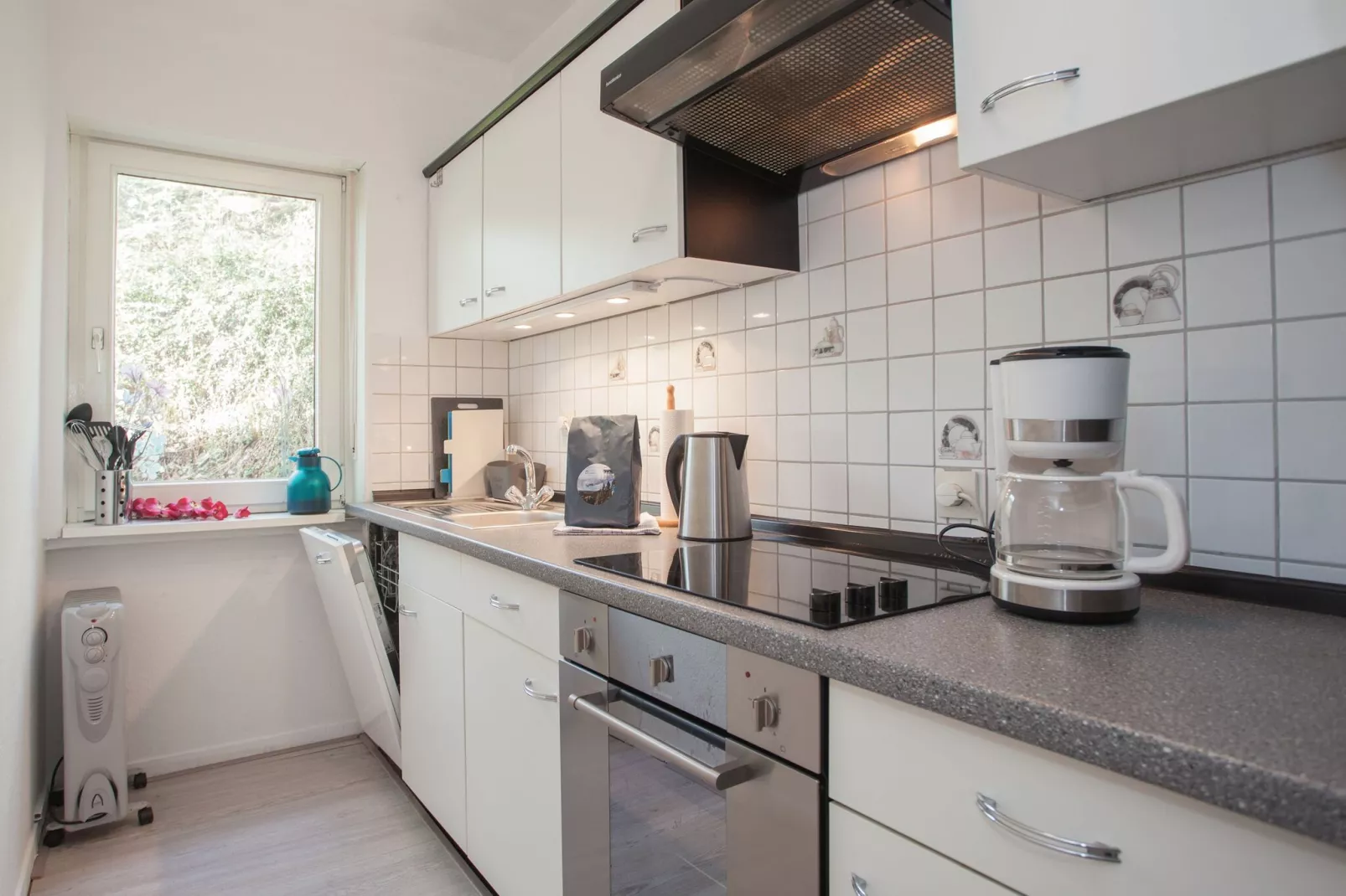 Am Bergelchen 60-B-Kitchen