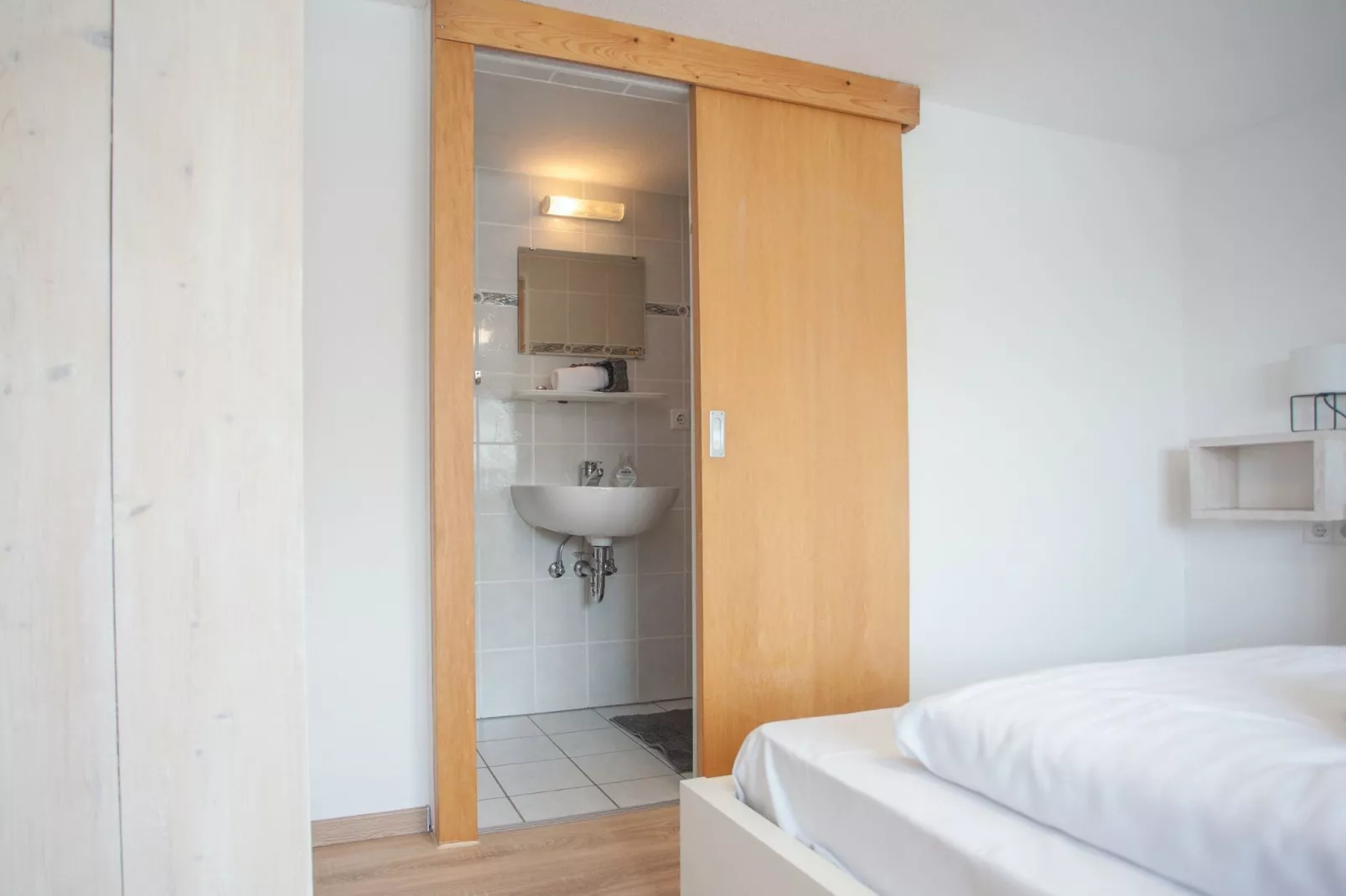 Neuastenberger Straße 4 - Neuastenberg-Bathroom