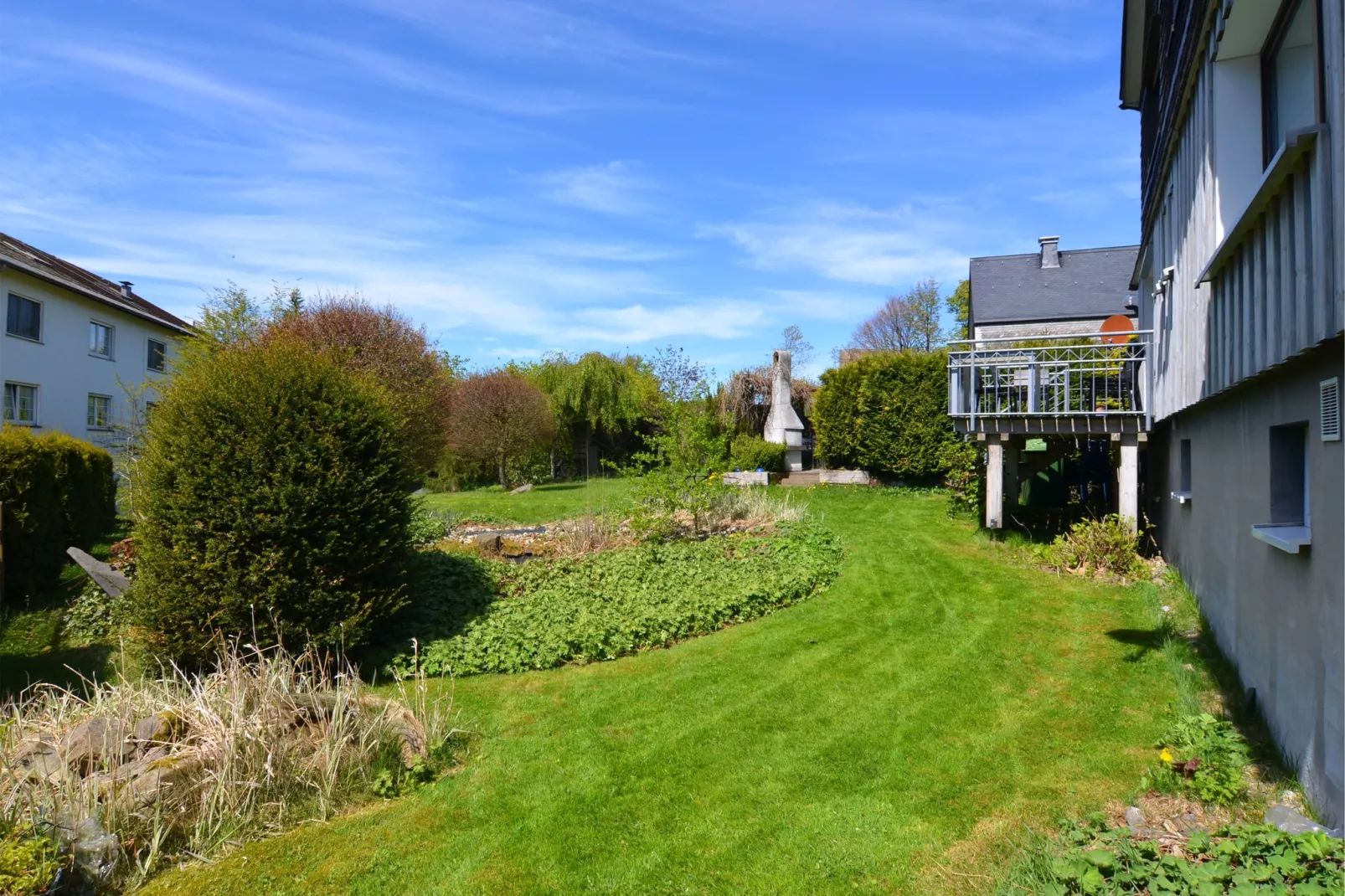 Am Kapellenhang-View summer