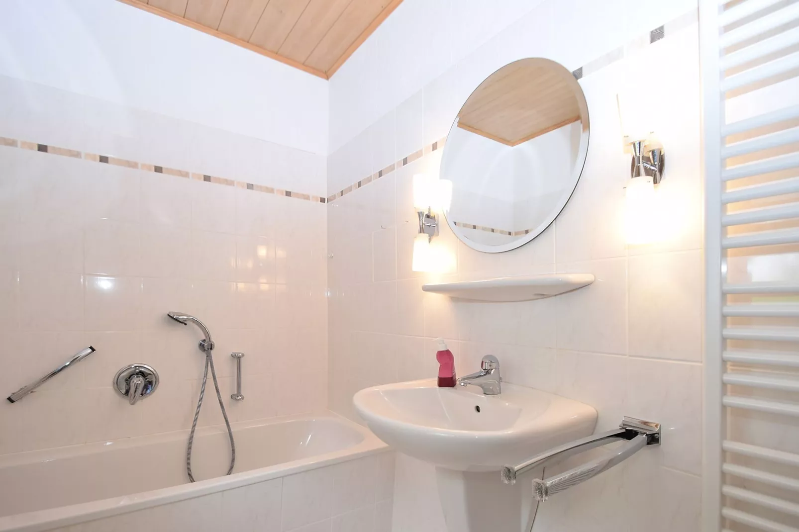 Am Astenberg-Bathroom