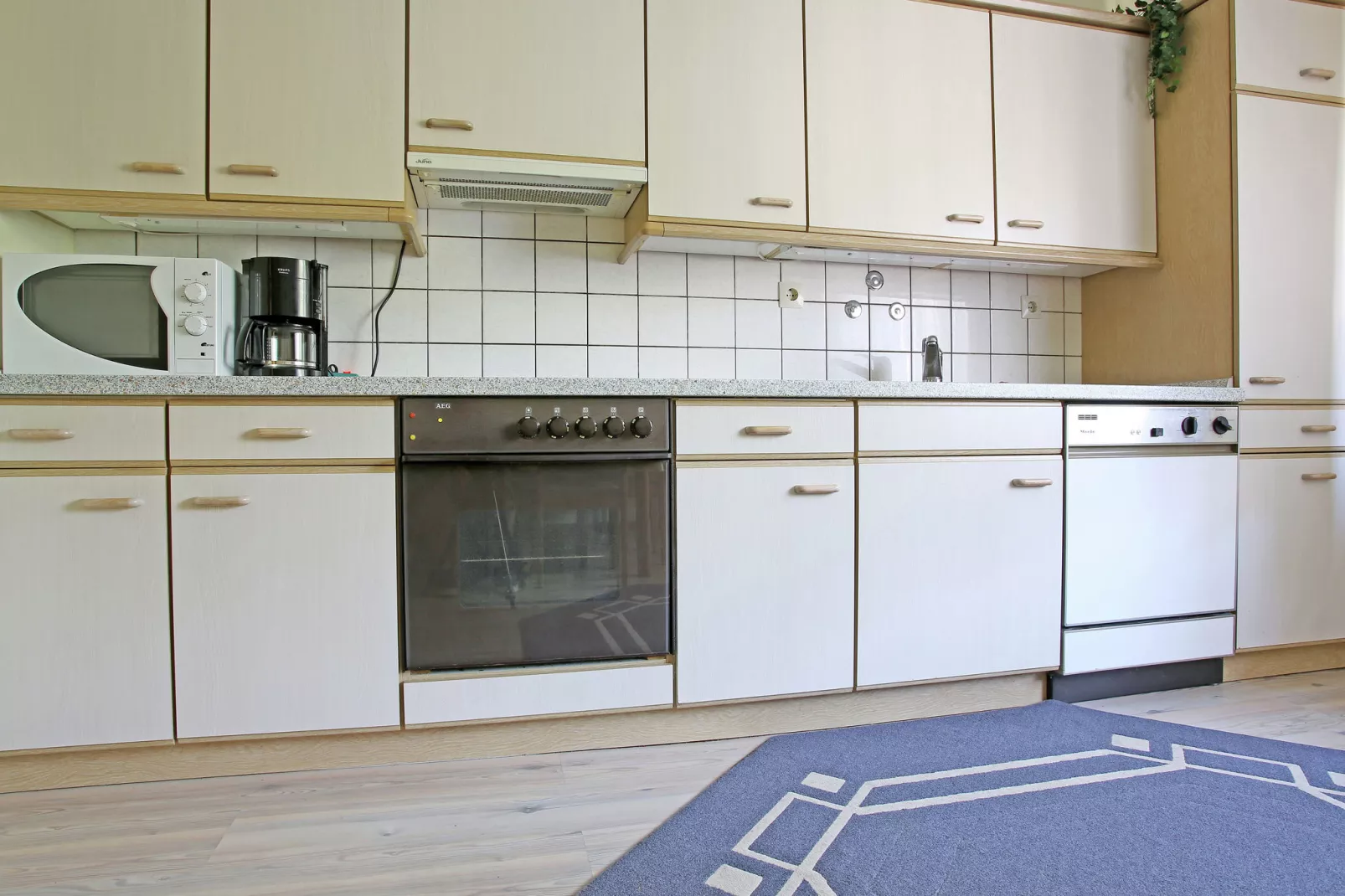 Grabenhaus-Kitchen
