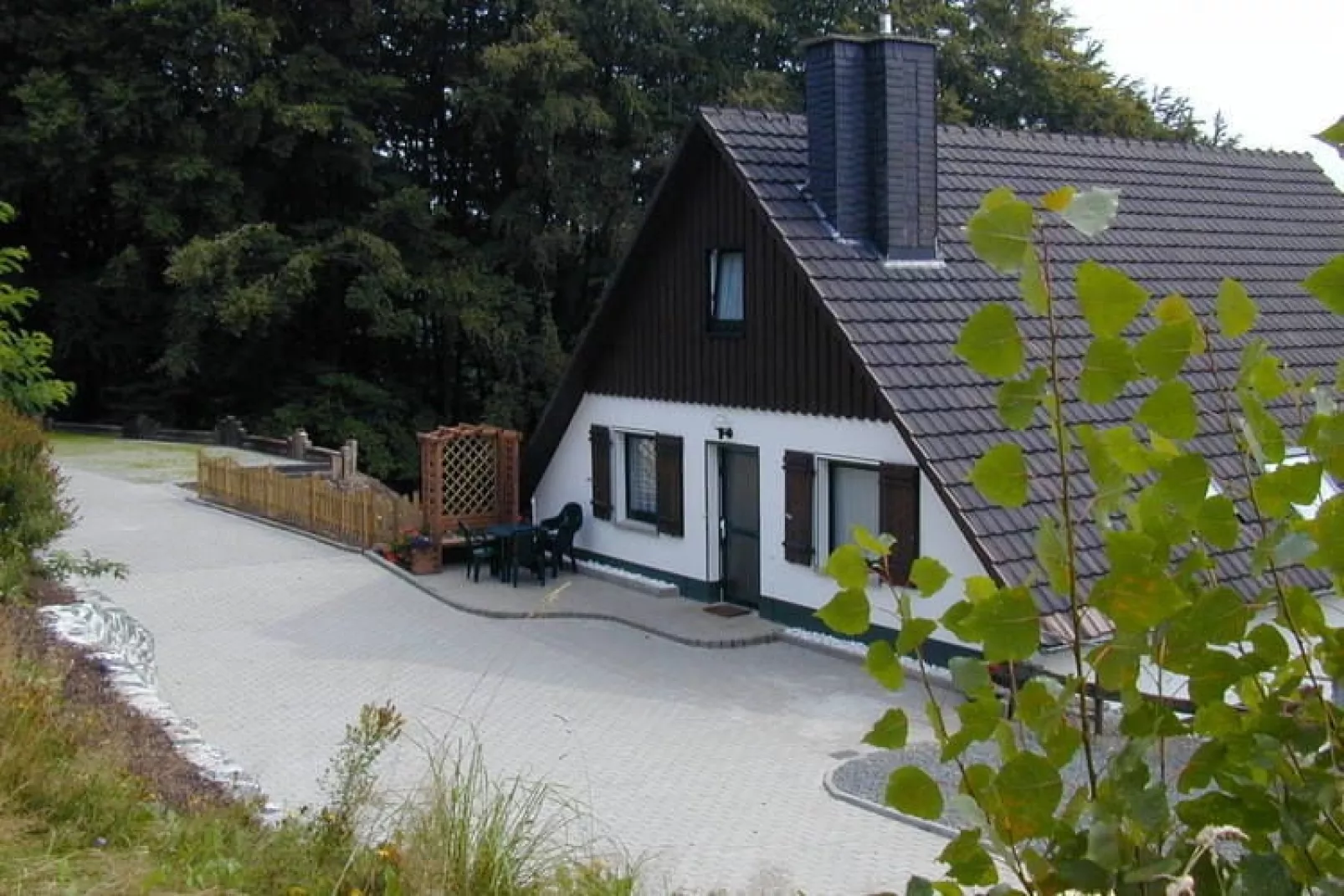 Gruppenhaus Hochsauerland-Exterior summer