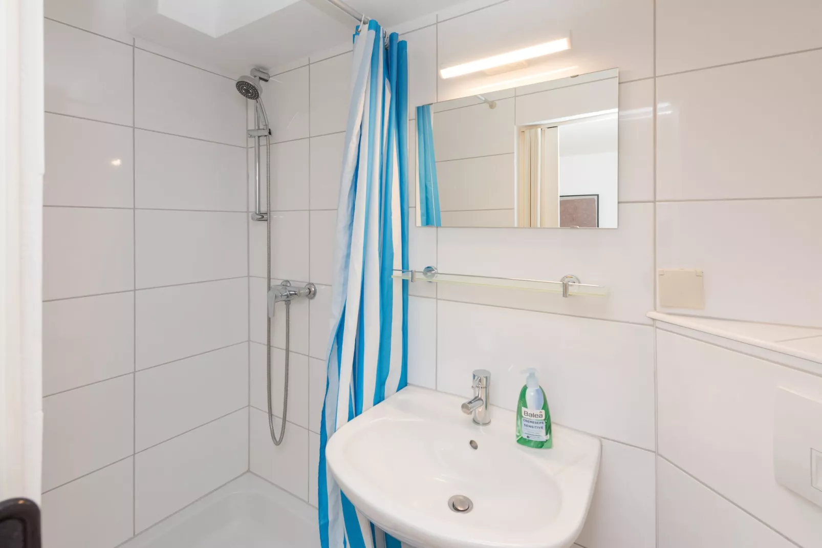 Gruppenhaus am Bach-Bathroom