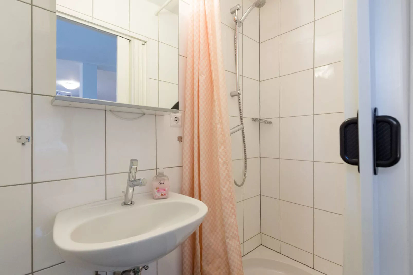 Gruppenhaus am Bach-Bathroom