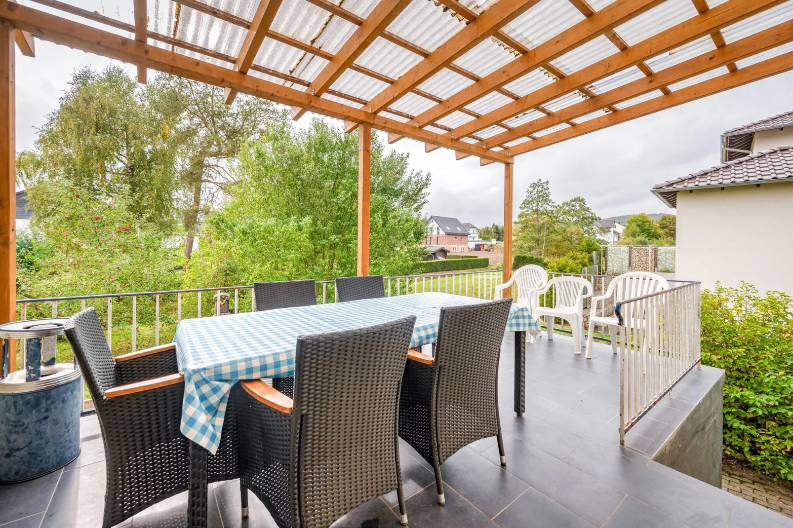 Medebach-Terrasse/Balkon