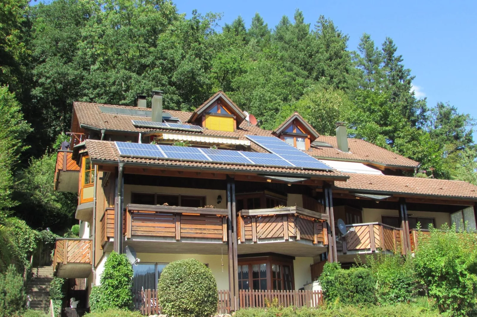 Panoramablick-Exterior in summer