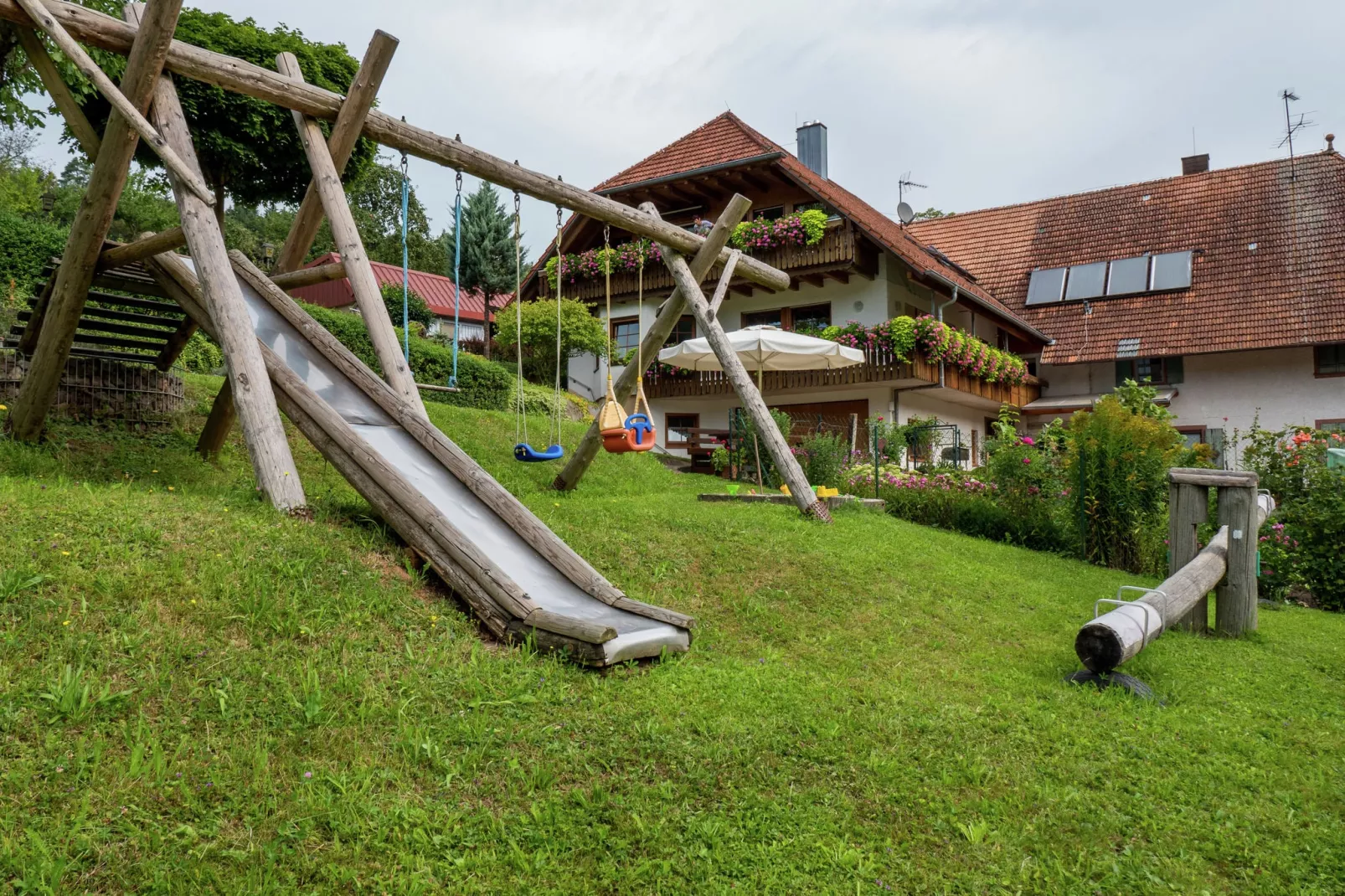 Schwarzwald-Garten Sommer