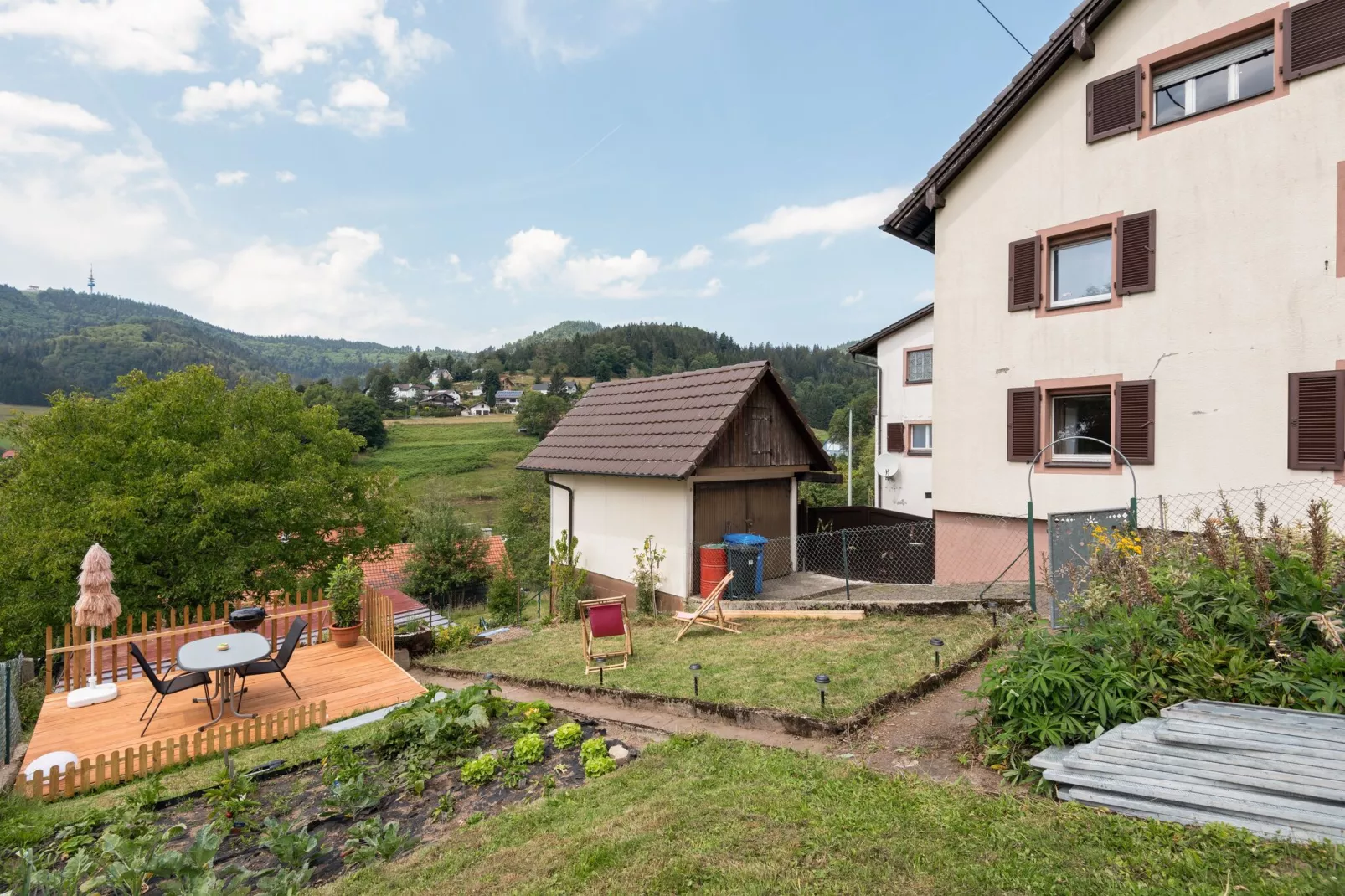 Marzell-Exterior summer