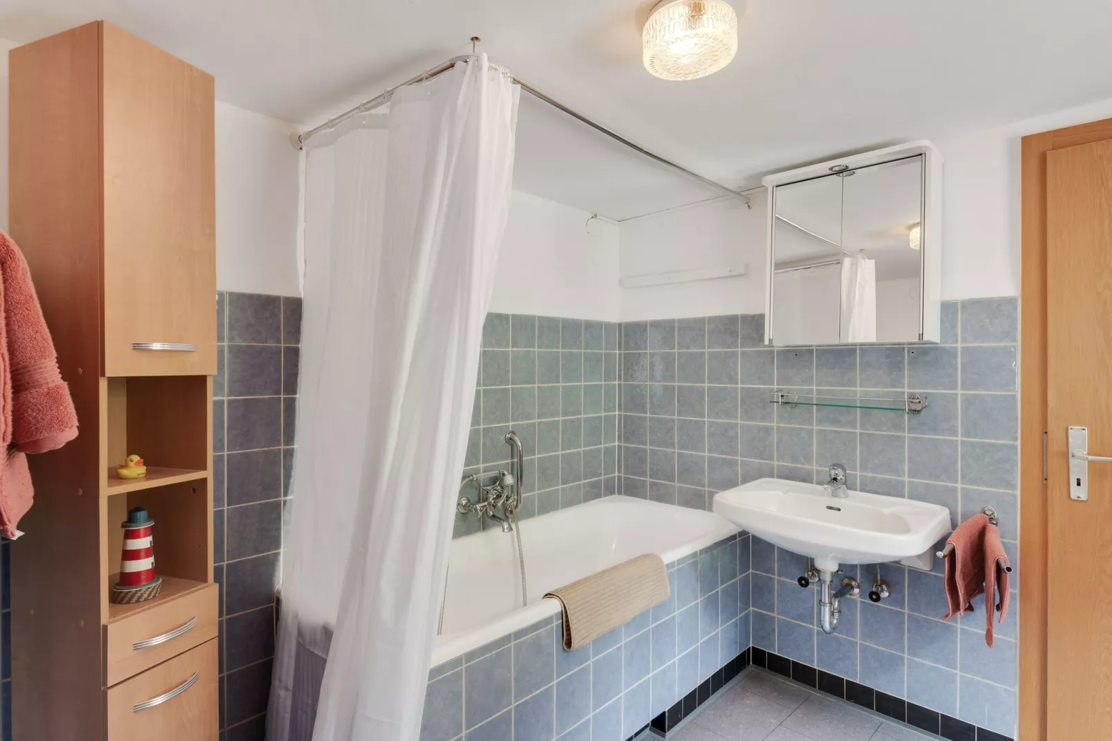 Marzell-Bathroom