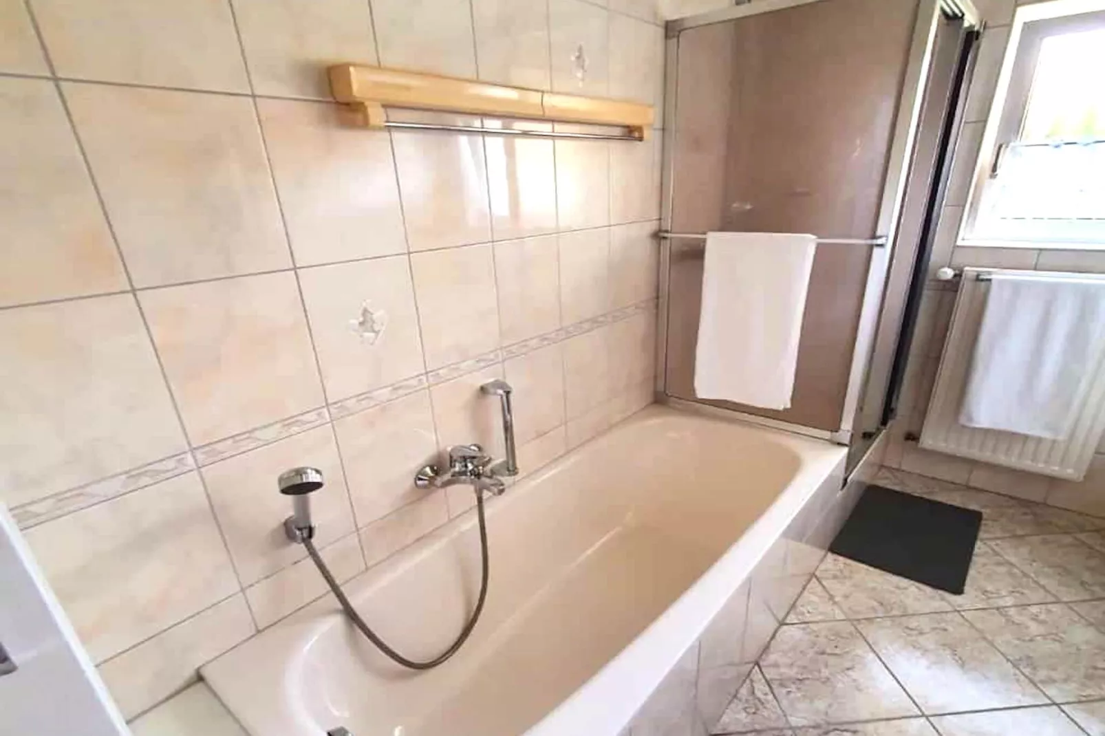 Ferienwohnung Lehmann Görwihl-Bathroom