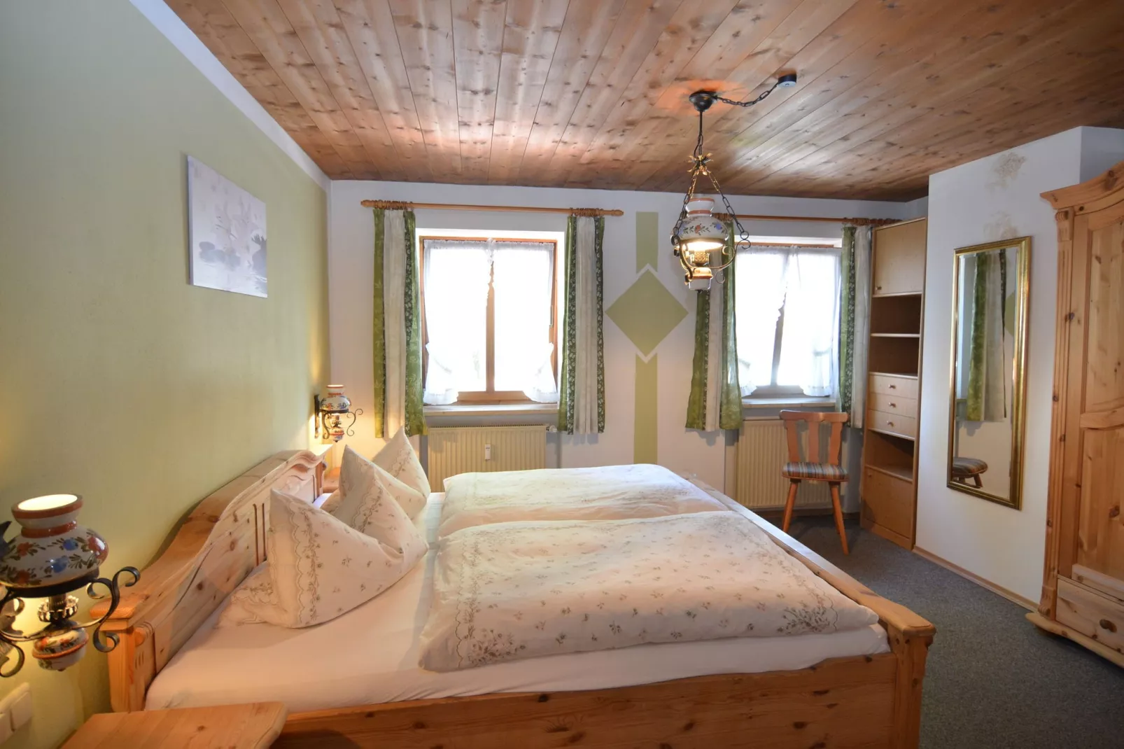 Bad Bayersoien-Bedroom