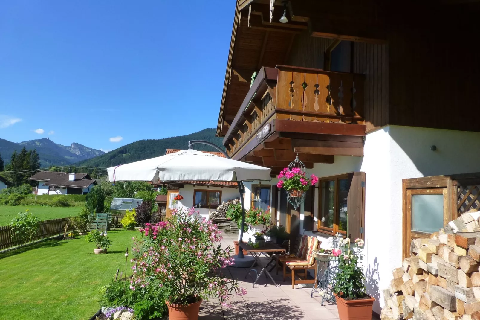 Sonnenblume-Terrace balcony
