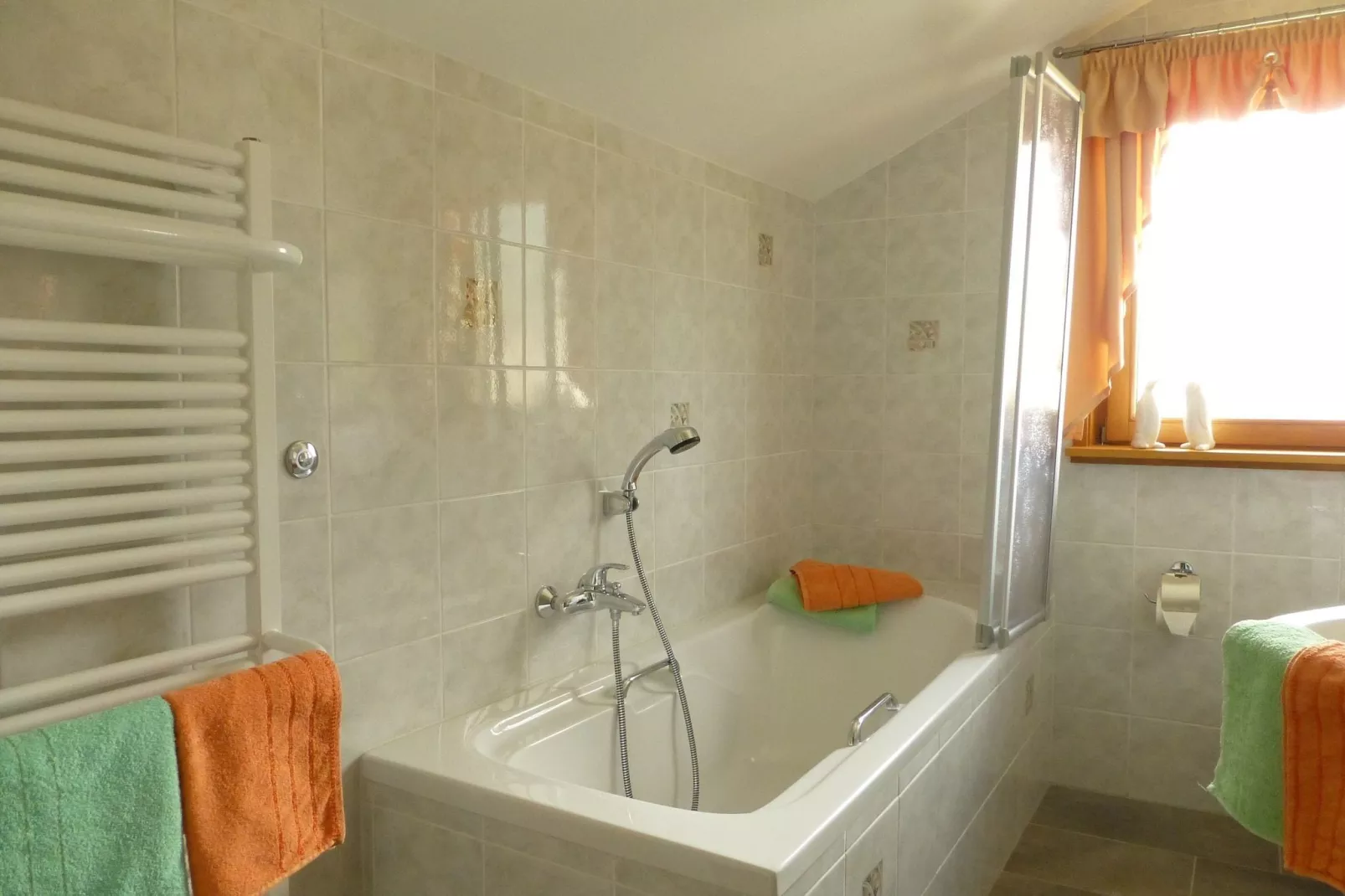 Sonnenblume-Bathroom