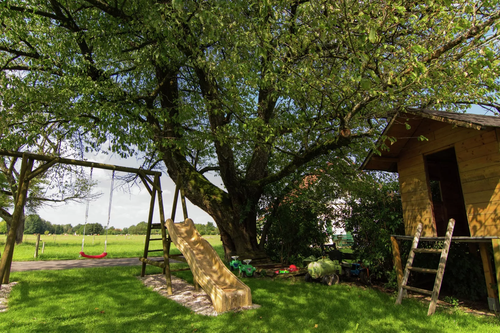Im Bauernhaus-Gardens summer