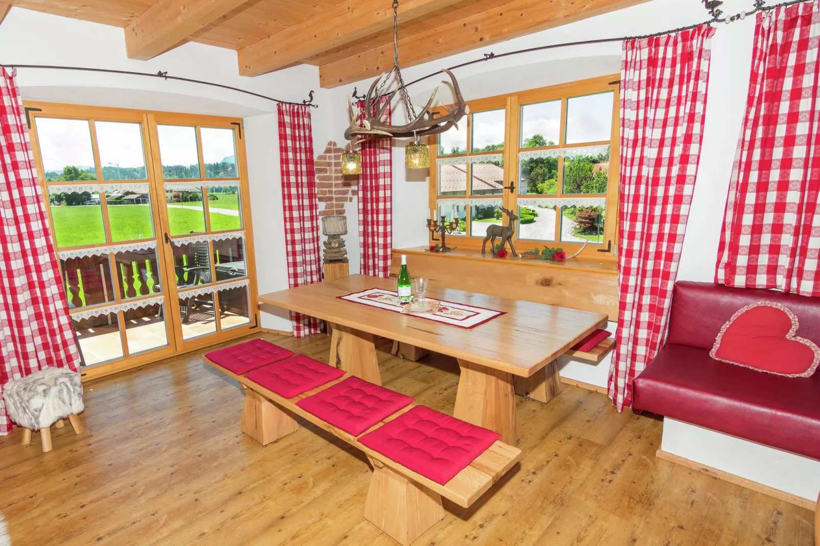 Am Chiemsee-Dining room