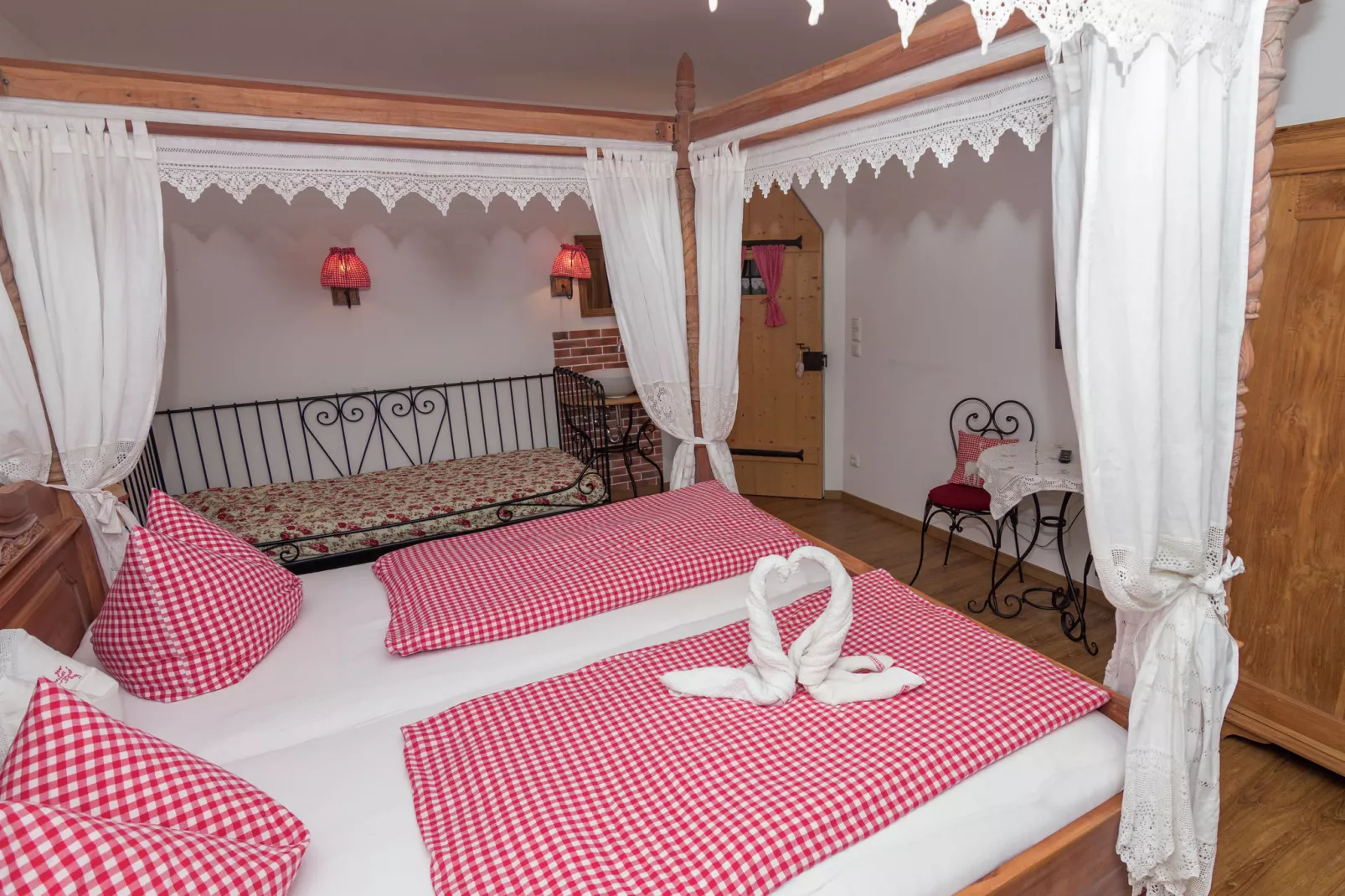 Am Chiemsee-Bedroom