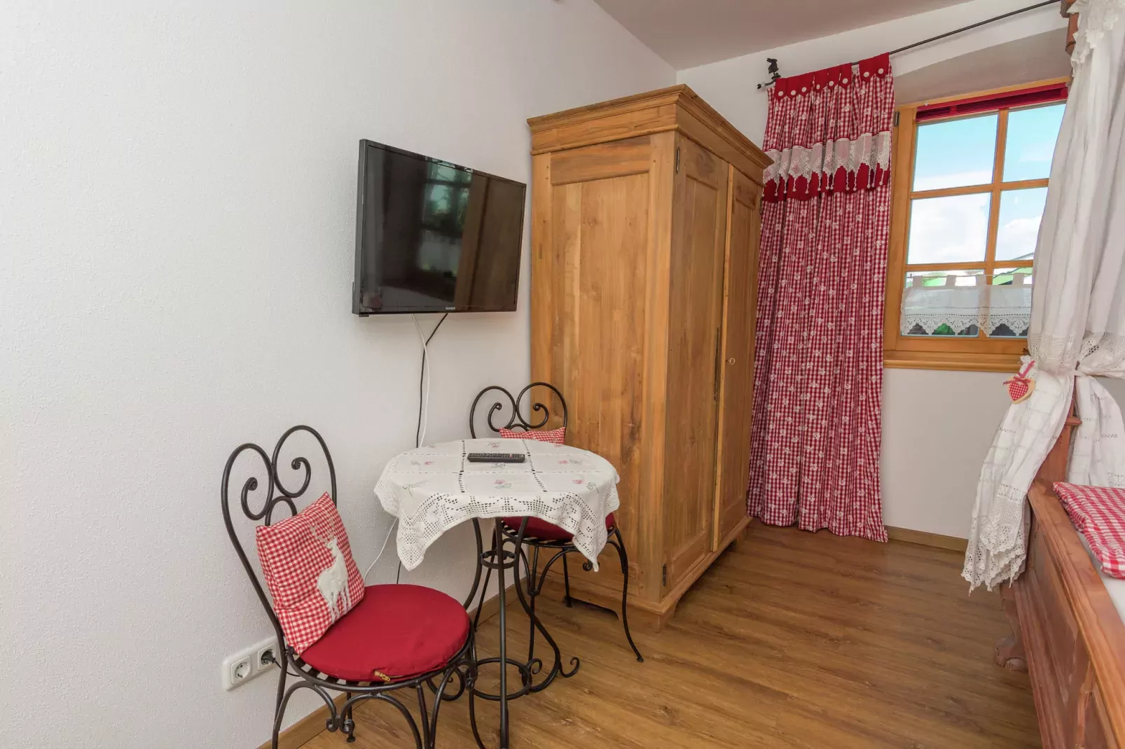 Am Chiemsee-Bedroom