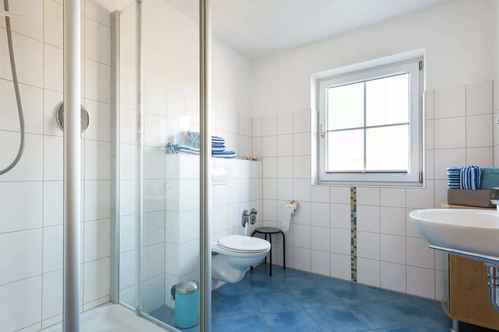 Am Berghof-Badezimmer