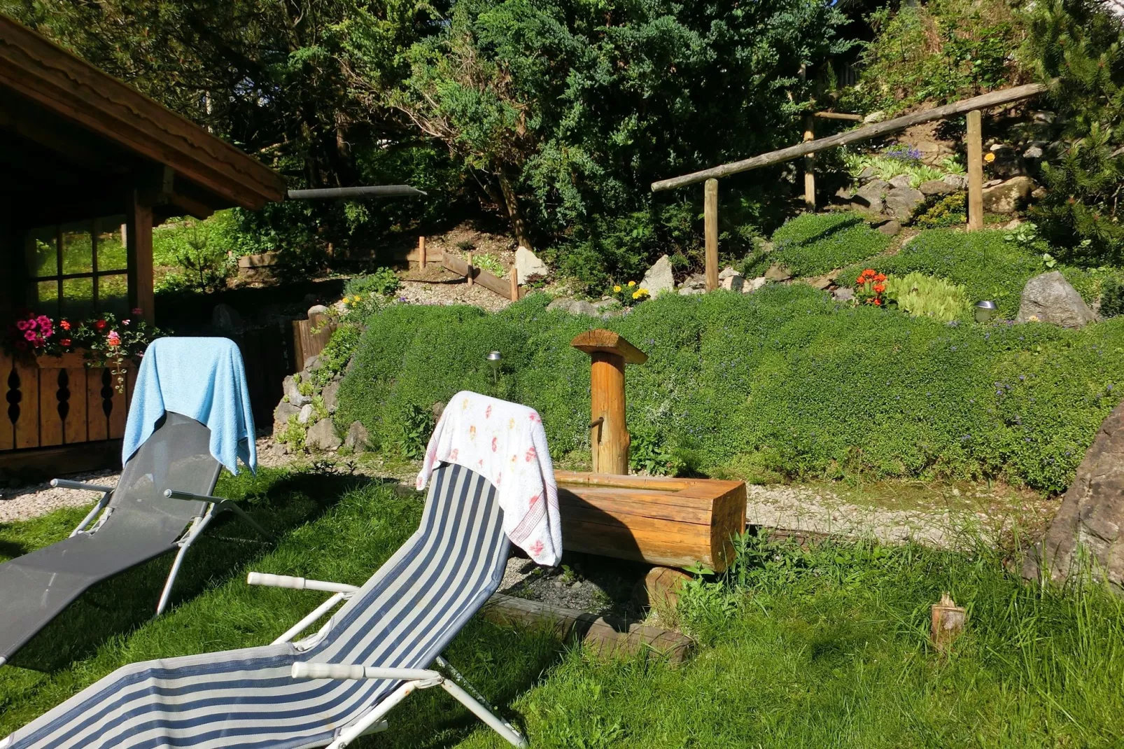 Steingaden-Gardens in summer