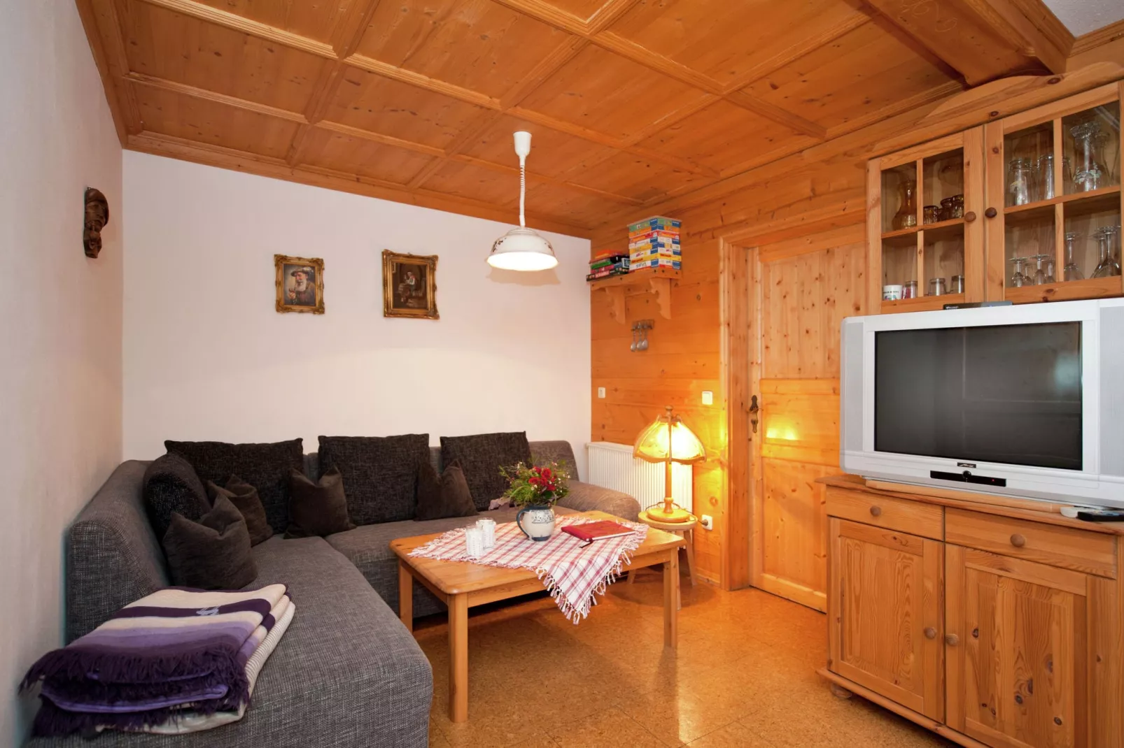 Holzmann-Living room