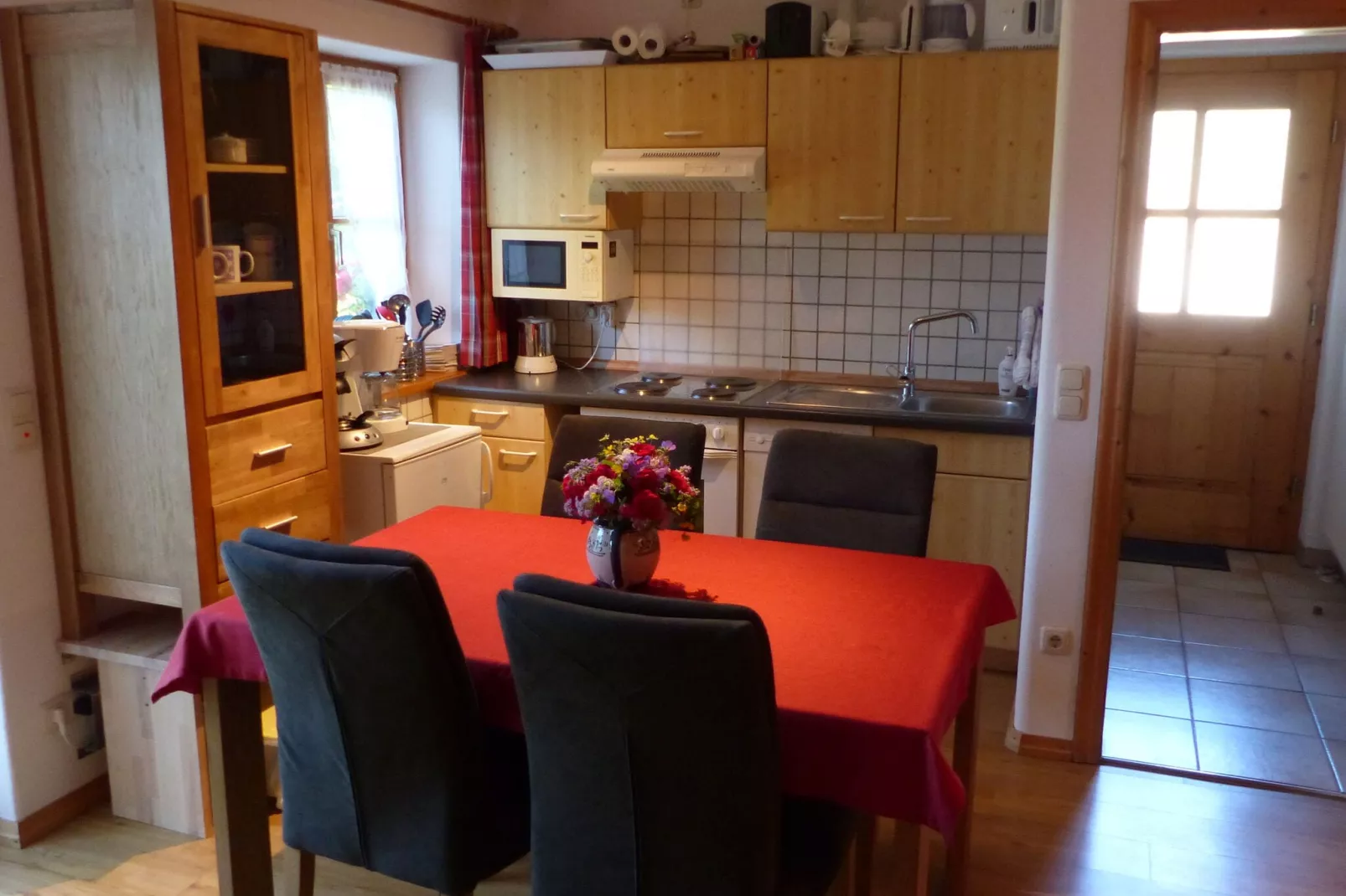 Holzmann-Dining room